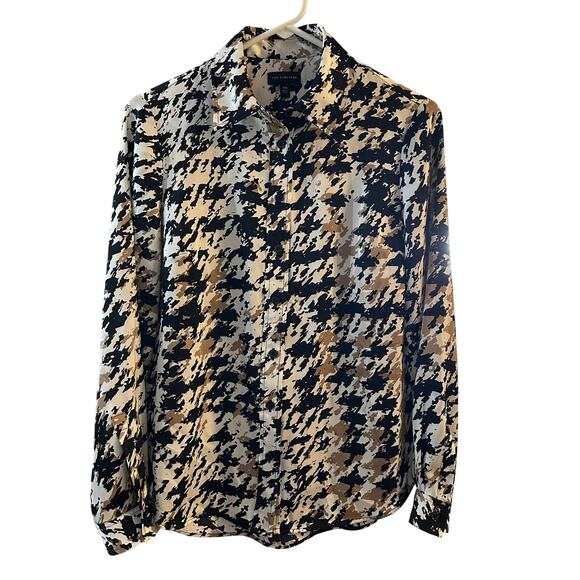 The Limited Women's Button Up Blouse Abstract Design Size Petite Medium - Picture 1 of 6